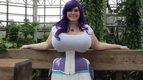 big tits bouncing gif|Big Bouncing Tits Gifs